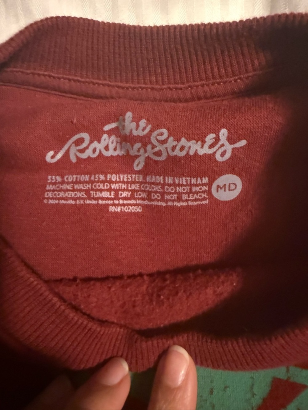 the Rolling Stones Burgundy Sweatshirt with Red & Teal Graphic - Picture 2 of 2